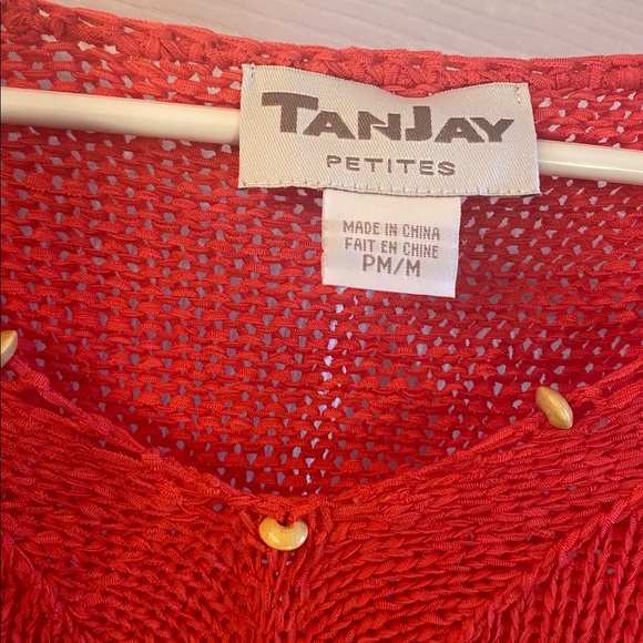 VINTAGE TANJAY Vibrant Hot Pink Knit Top with Wooden beads - Picture 10 of 11